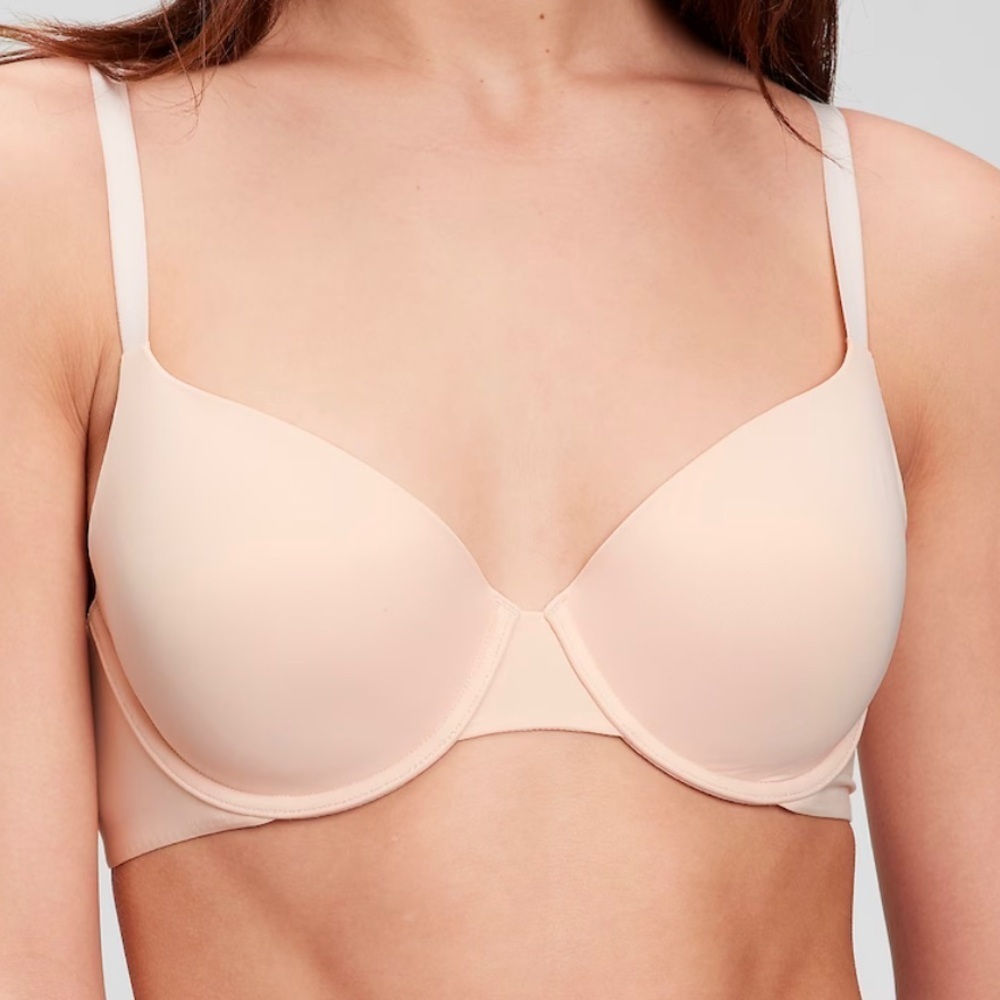 NWT Gap Body T-shirt‎ Bra in navy